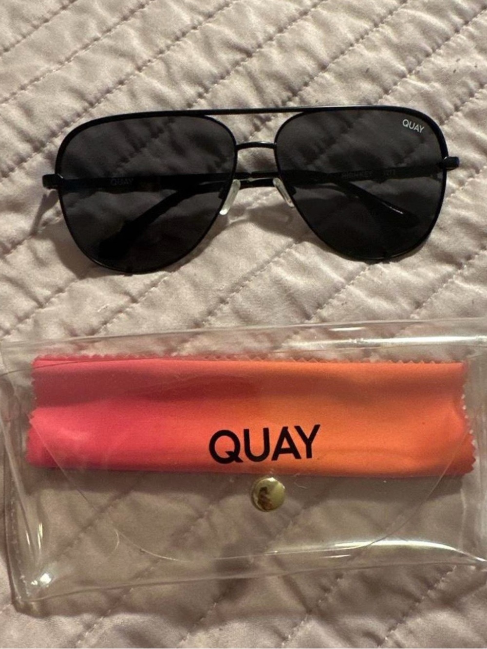 Quay Australia Black Aviator Sunglasses with Pouch